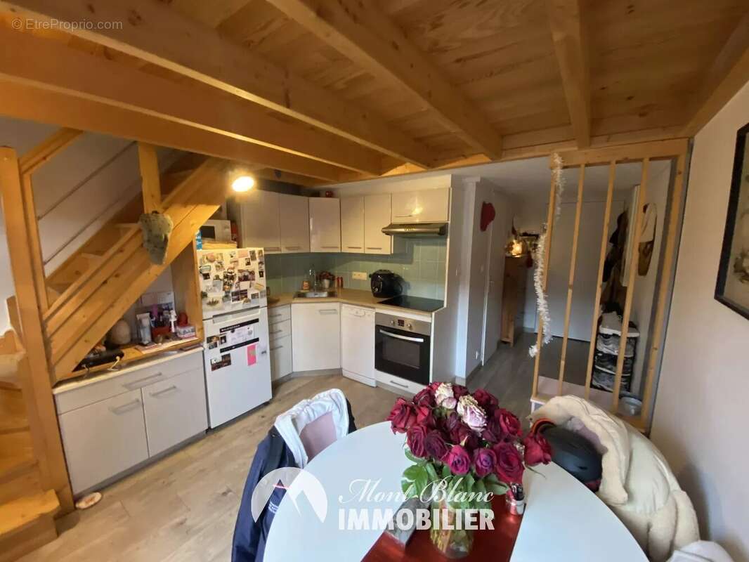 Appartement à DEMI-QUARTIER