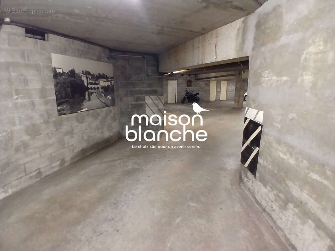 Parking à PARTHENAY