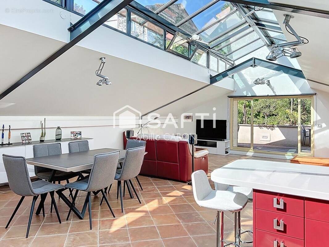 Photo 1 - Maison à NOGENT-SUR-MARNE