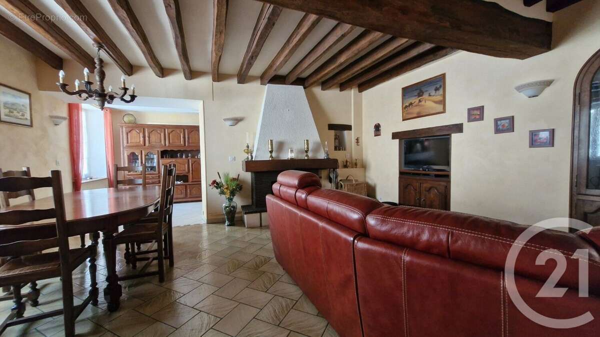 Maison à CHATEAUDUN