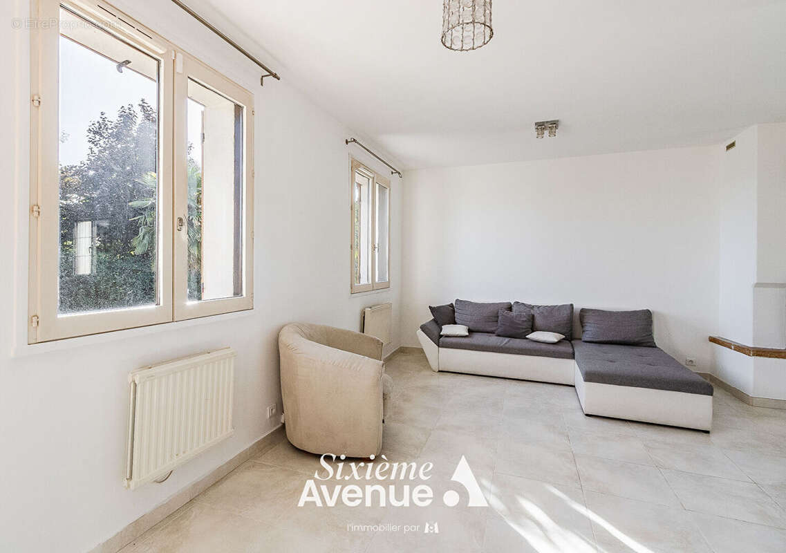 Maison à CHAZAY-D'AZERGUES