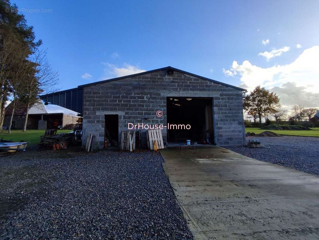 Maison à LE BENY-BOCAGE