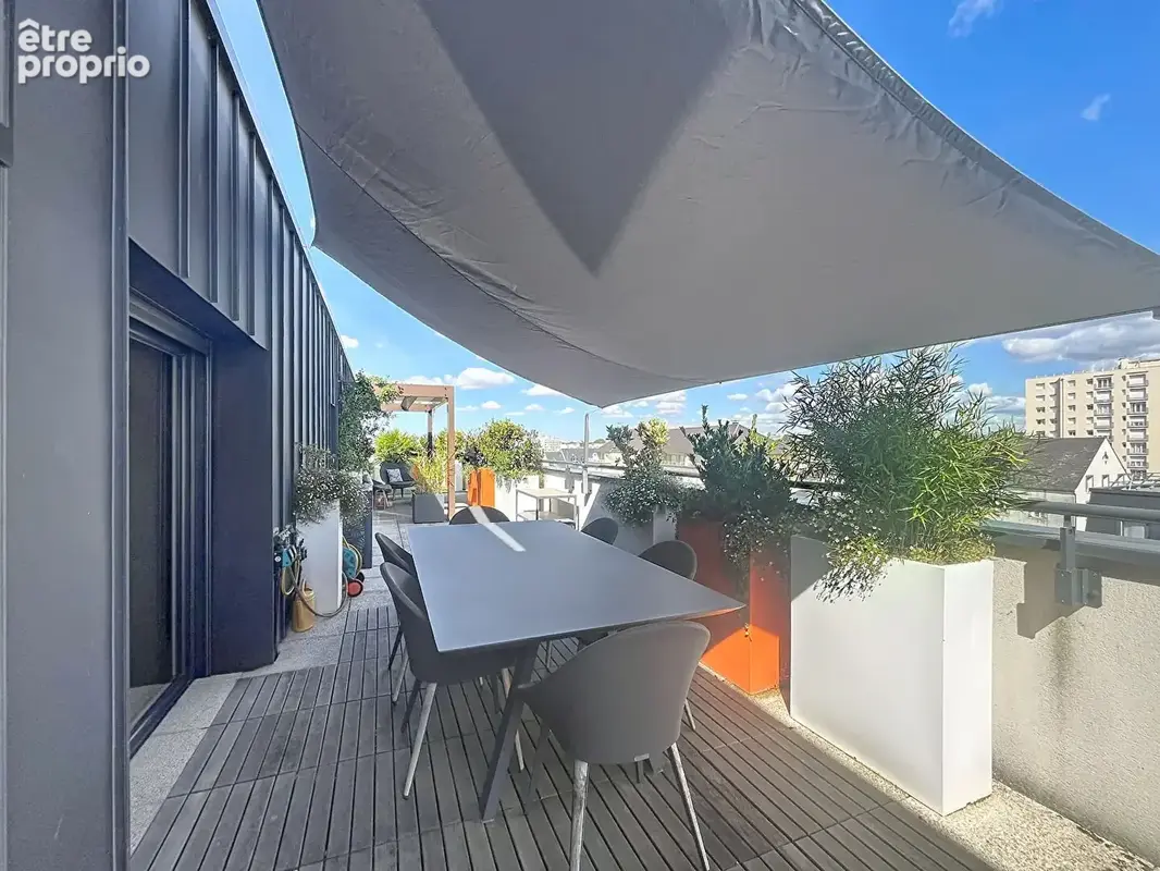 T5 dernier étage 96 m² + terrasse 158 m² Orléans Saint Laurent - photo 10