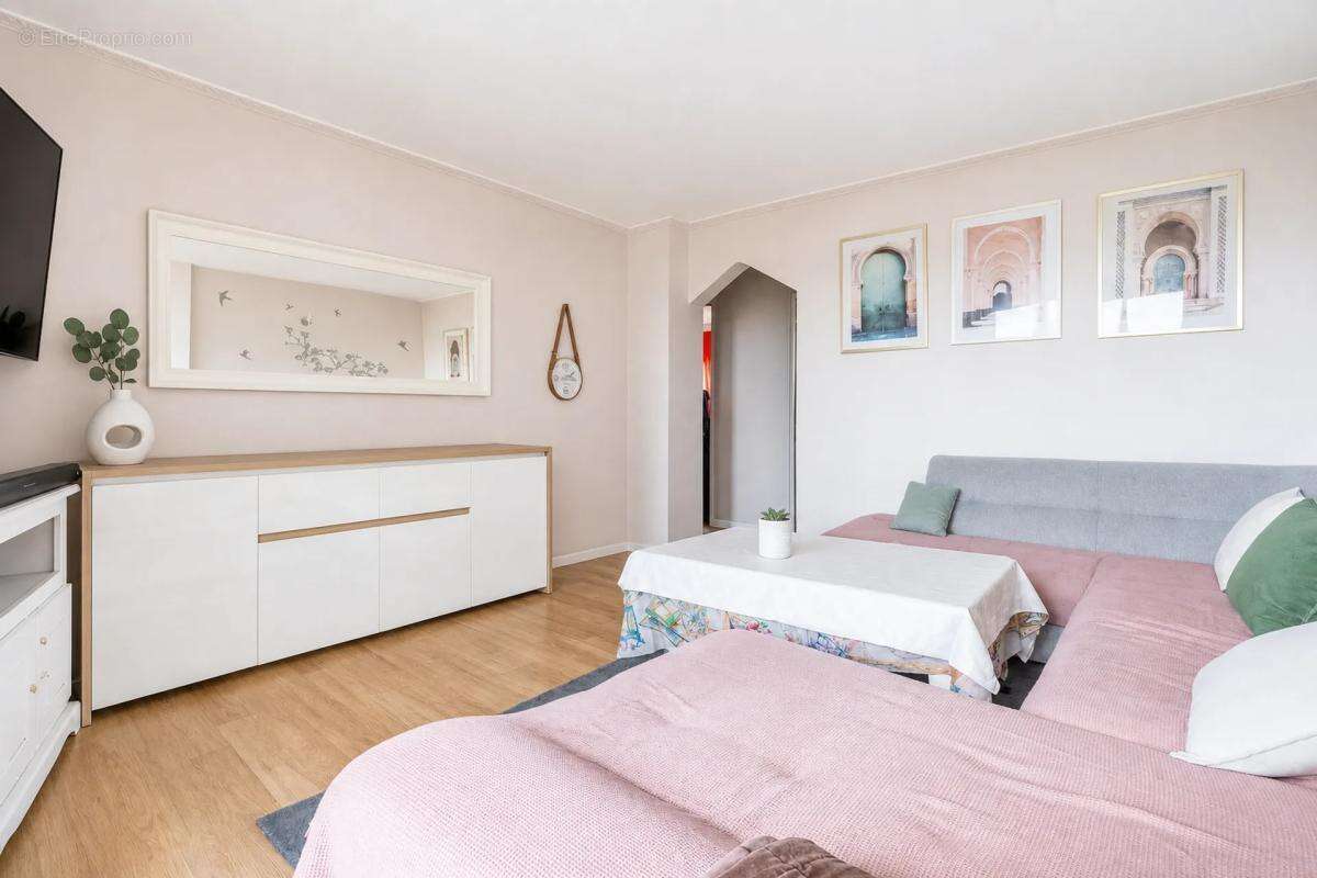 Appartement de 4 pièces de 67 m² à Rosny-sous-Bois - photo 3