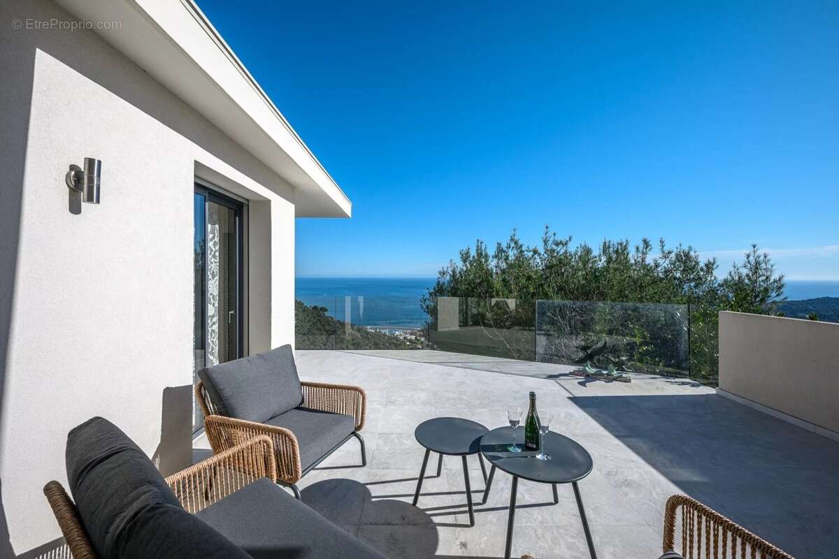 Maison à VILLEFRANCHE-SUR-MER