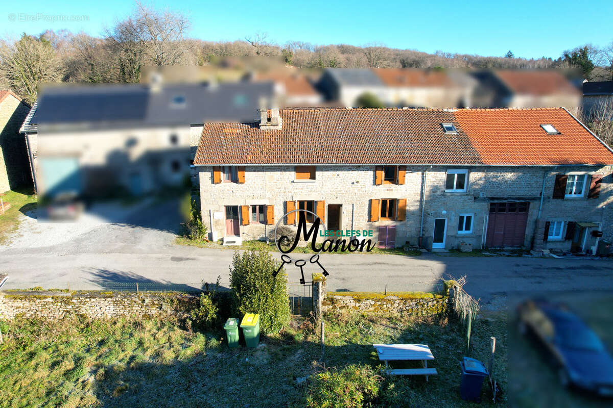 Maison à SAINT-LEGER-LA-MONTAGNE