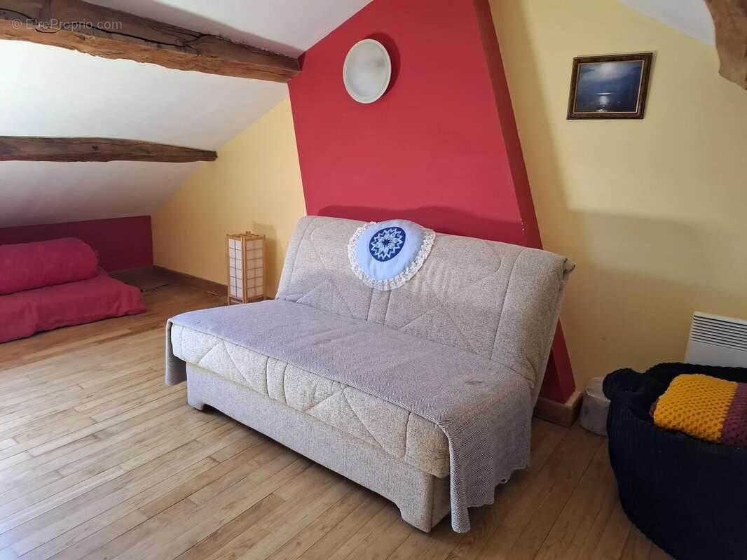 Maison à DOMPIERRE-LES-EGLISES