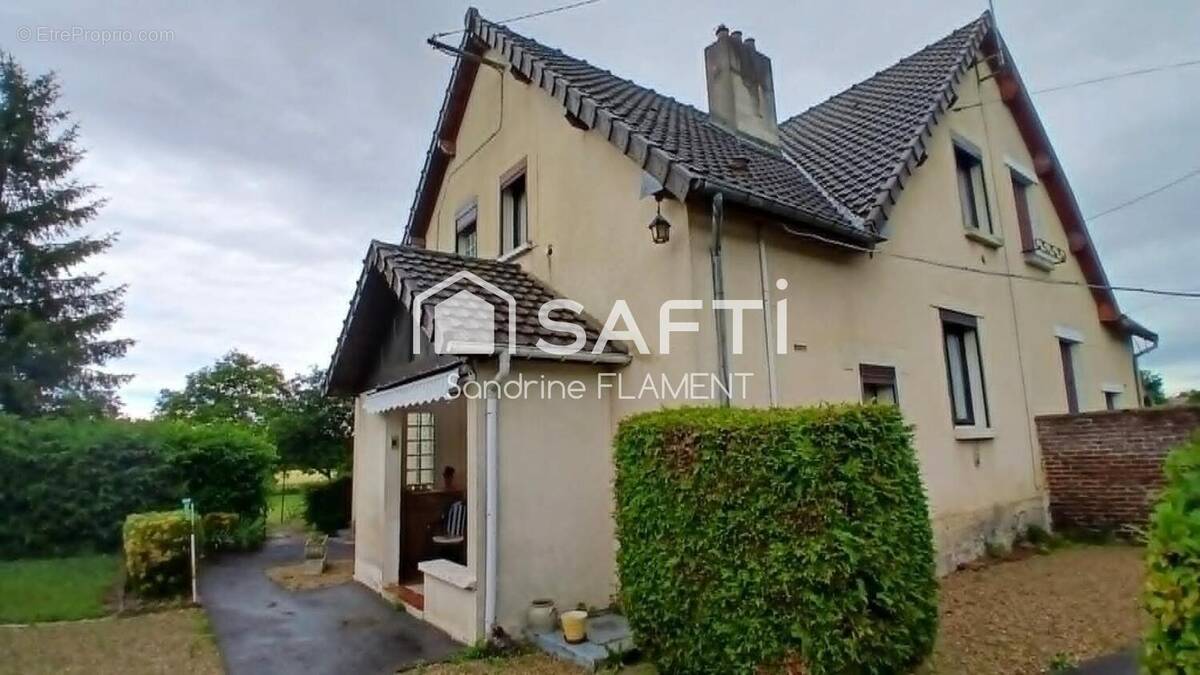 Photo 1 - Maison à COUCY-LE-CHATEAU-AUFFRIQUE