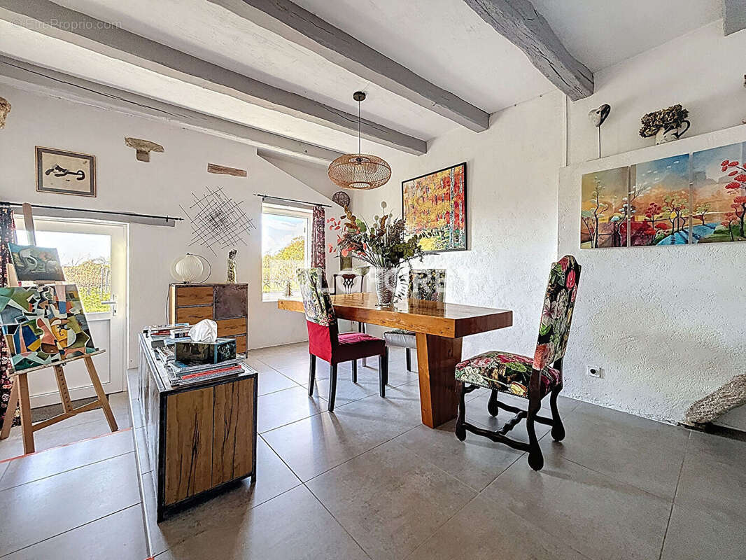 Maison à DOUE-LA-FONTAINE