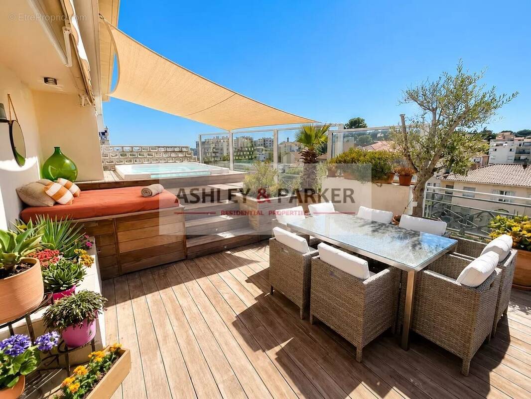 Appartement à CANNES