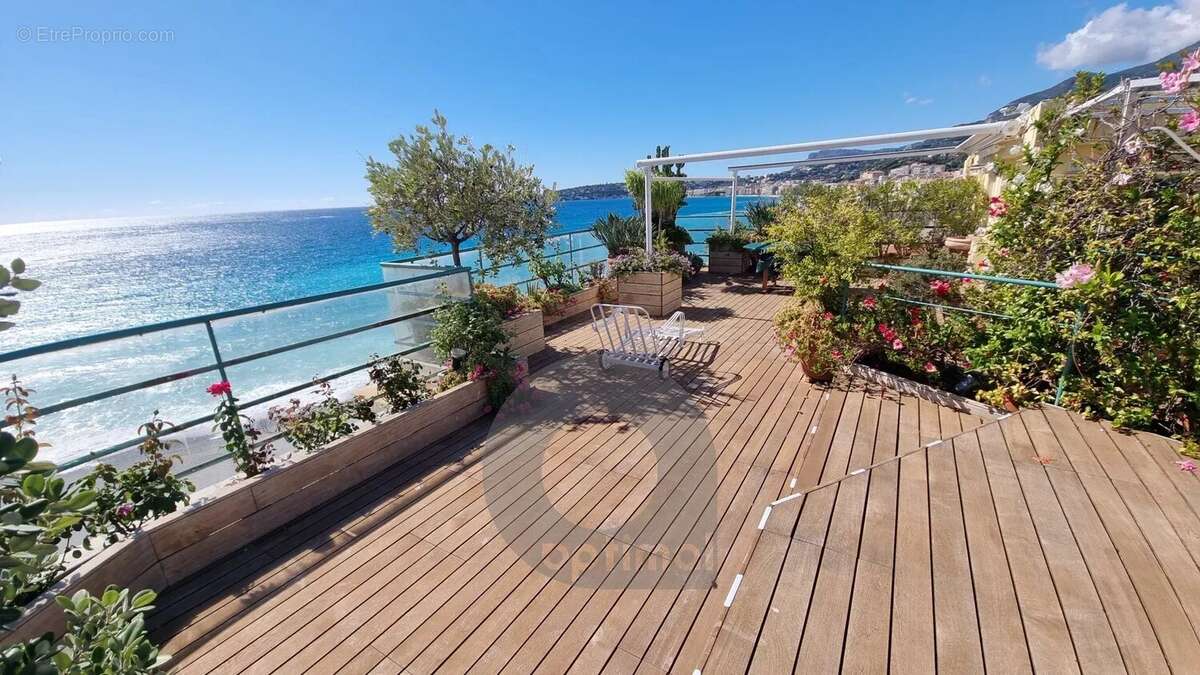 Appartement à MENTON