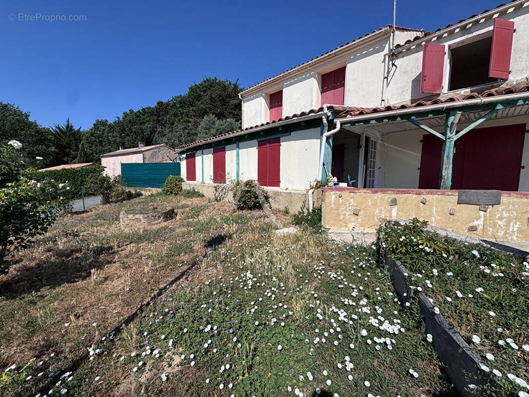 Maison à VENANSAULT