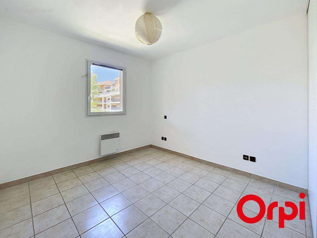 Appartement à MARSEILLE-11E