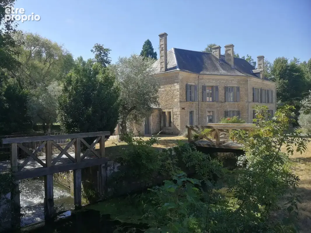 Maison à SALLES