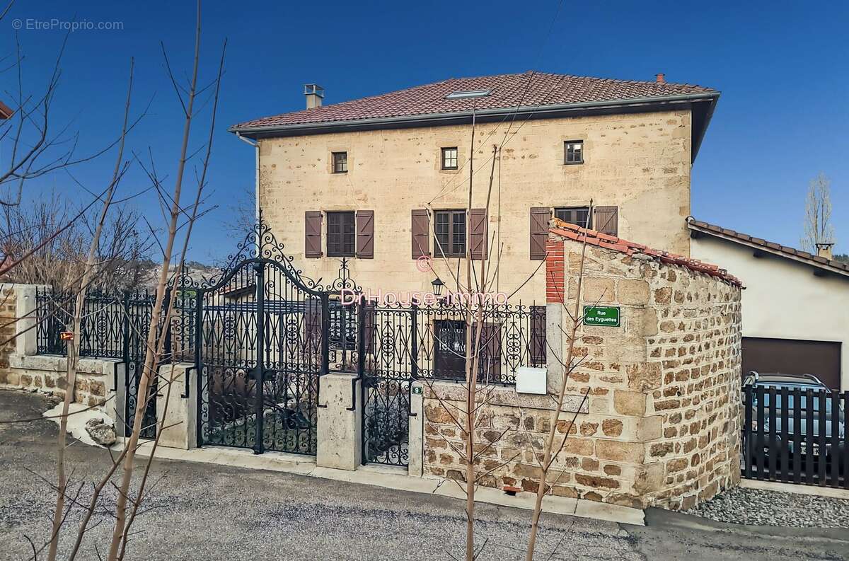 Maison à SOLEYMIEUX