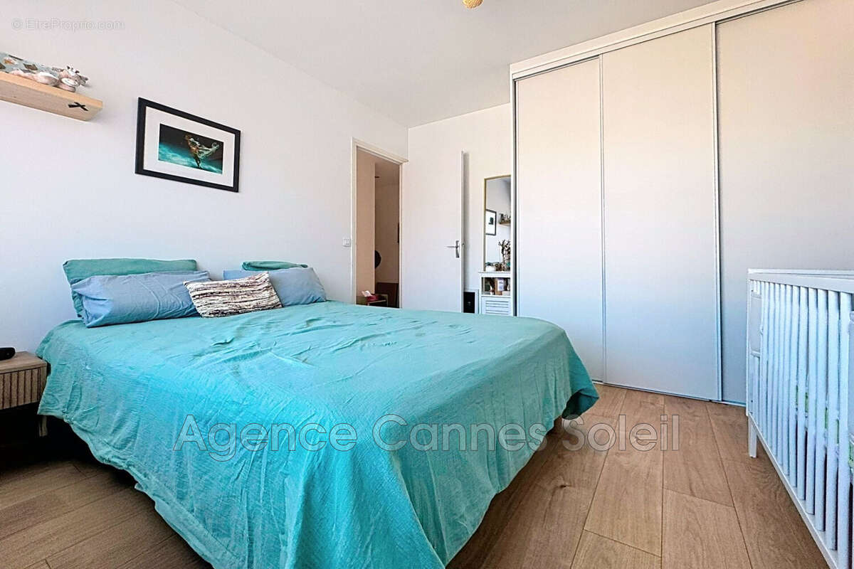 Appartement à MANDELIEU-LA-NAPOULE