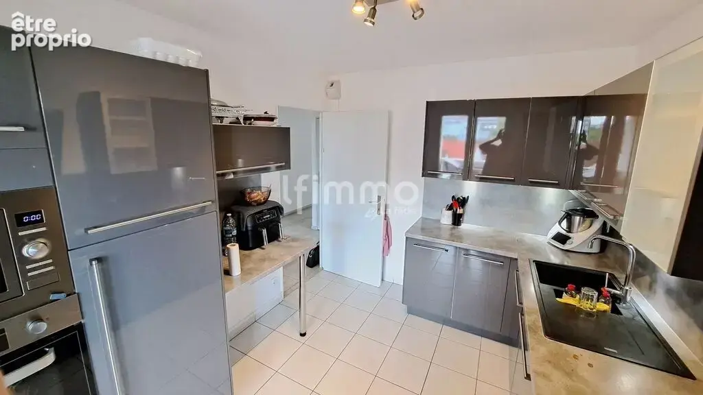  Coup de cœur à Hautepierre – Spacieux 4 pièces de 80,68 m²  - photo 4