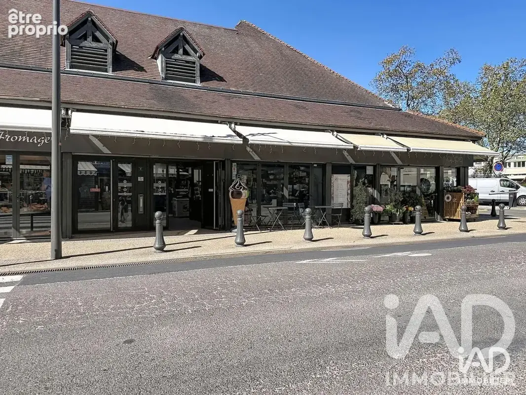 Photo 1 - Commerce à CARRIERES-SUR-SEINE
