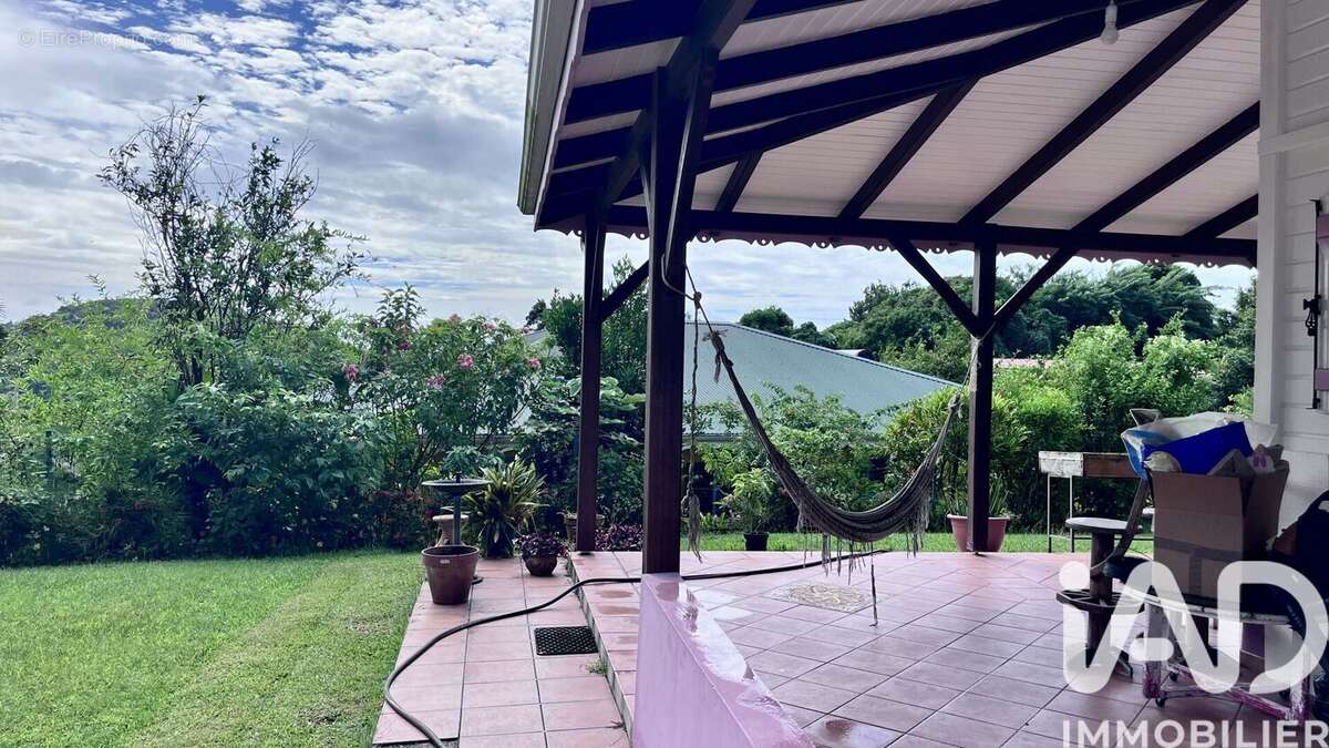 Photo 2 - Maison à RIVIERE-PILOTE
