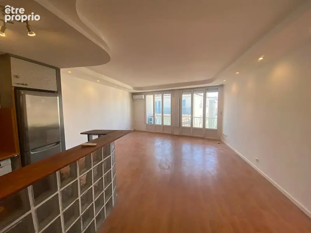 Appartement Sète  quartier théâtre 3 pièce(s) 70 m2 traversant avec grand balcon et ascenseur - photo 3