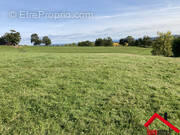 Terrain à SAINT-BONNET-LA-RIVIERE