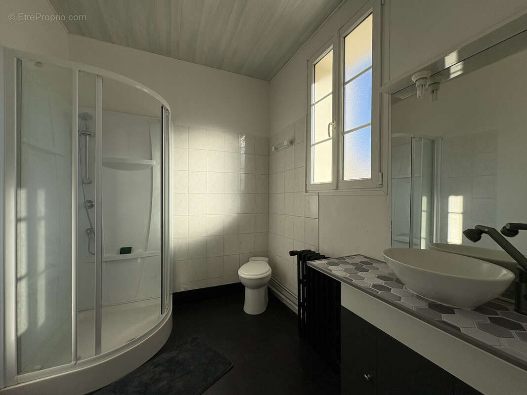 Maison à L'ILE-D'ELLE