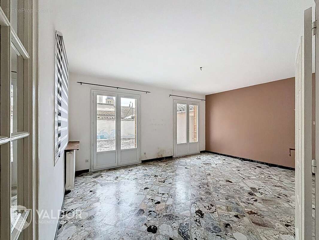 Appartement à MONTMERLE-SUR-SAONE