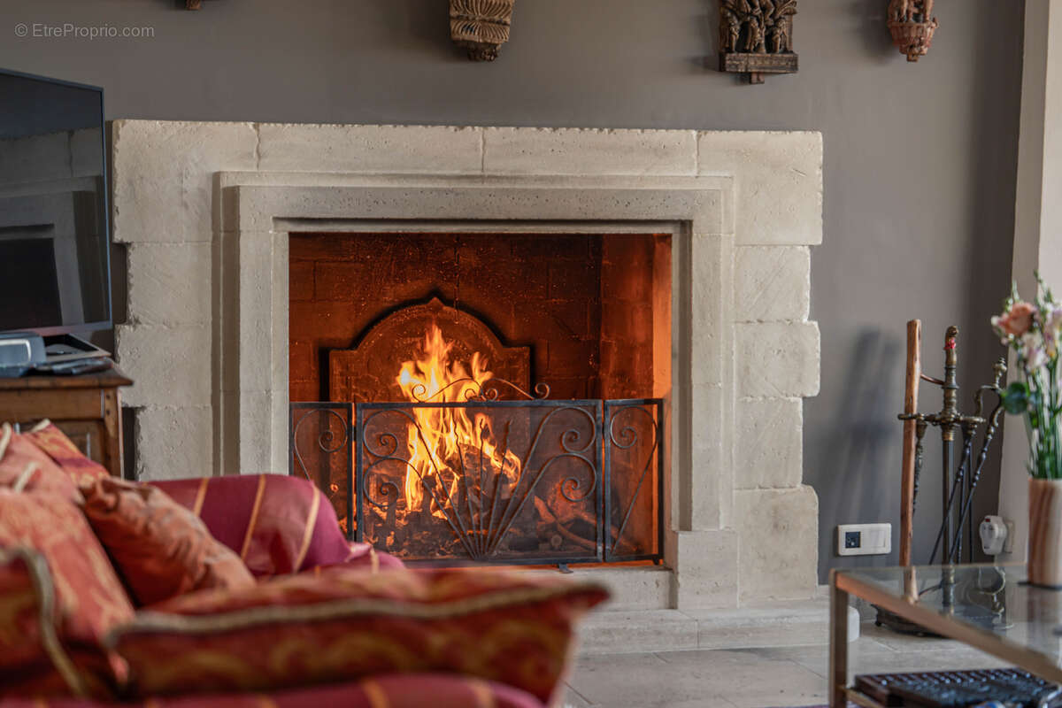 Maison à FORCALQUIER