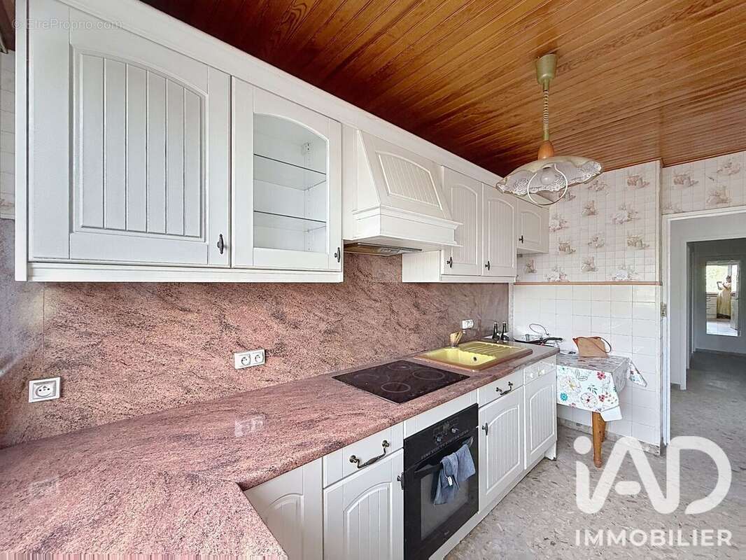 Appartement 72 m² à Sarcelles  - photo 8