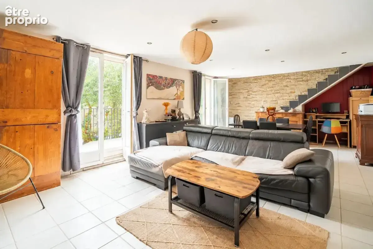 Maison de 7 pièces de 170 m² à Camarsac - photo 4