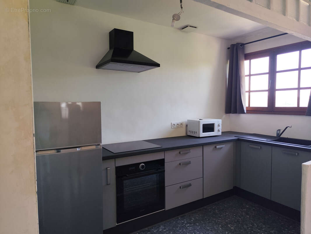 Maison 184,6 m2 avec appartement T2 et piscine centre de ST BERTRAND DE COMMINGES - photo 25