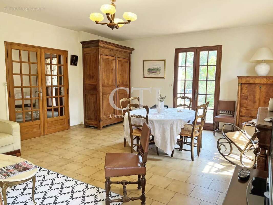 Propriété à vendre proche centre-ville de Grignan - photo 6