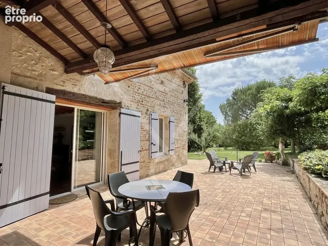 Maison en pierre 200 m² – – Vente à terme libre – Fals (47) - Parc arboré de 8 000 m² - photo 5