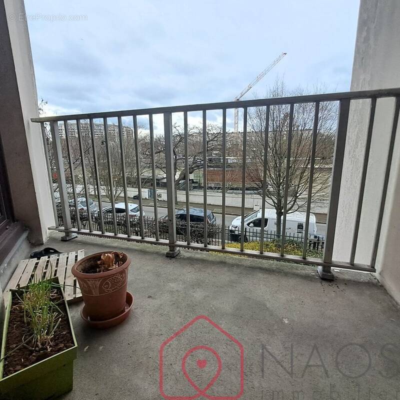 Appartement à L'ILE-SAINT-DENIS