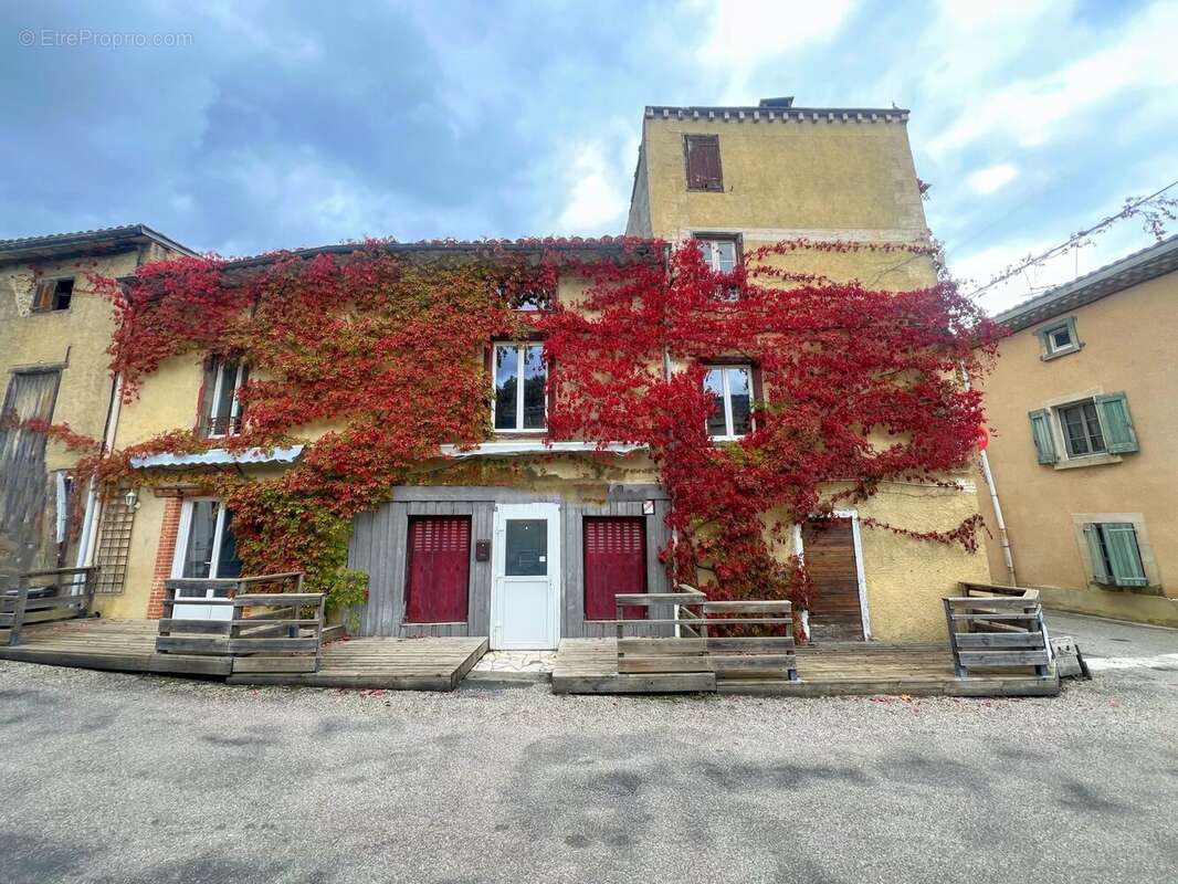 Maison à SAINTE-COLOMBE-SUR-L&#039;HERS