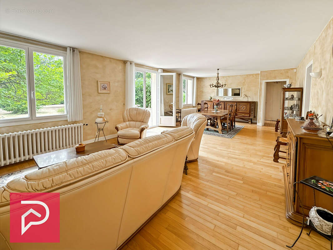 Maison traditionnelle dans quartier résidentiel entre BERNAY et EVREUX - photo 6