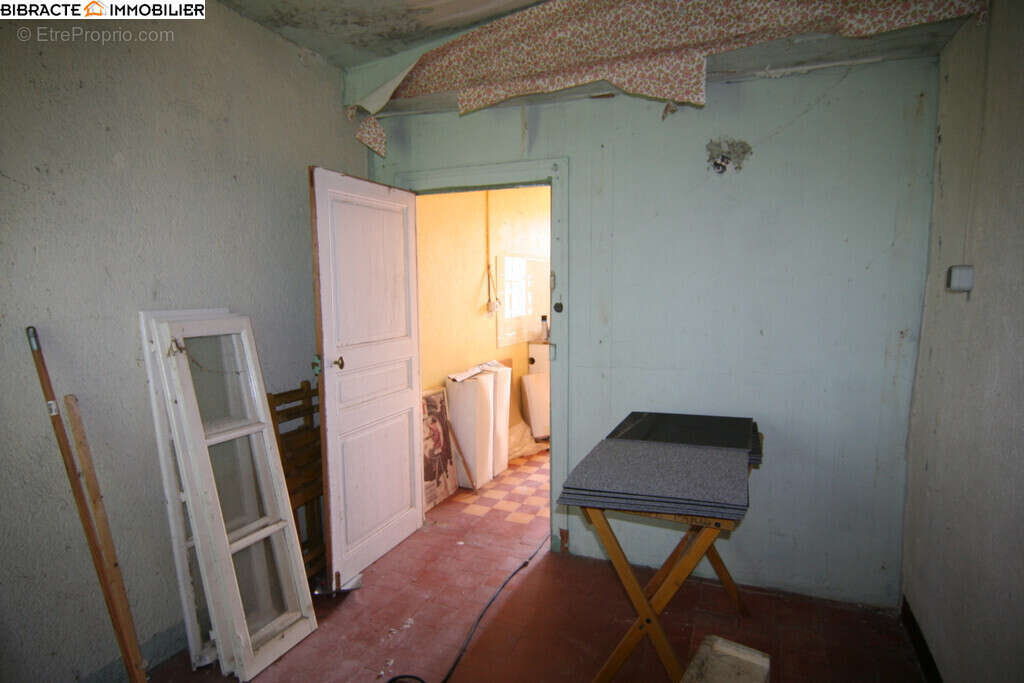 Maison à CHARBONNAT