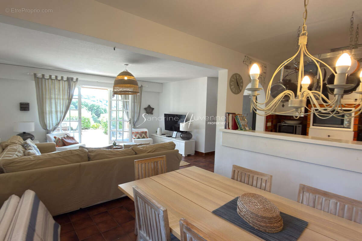 Maison à LA CROIX-VALMER