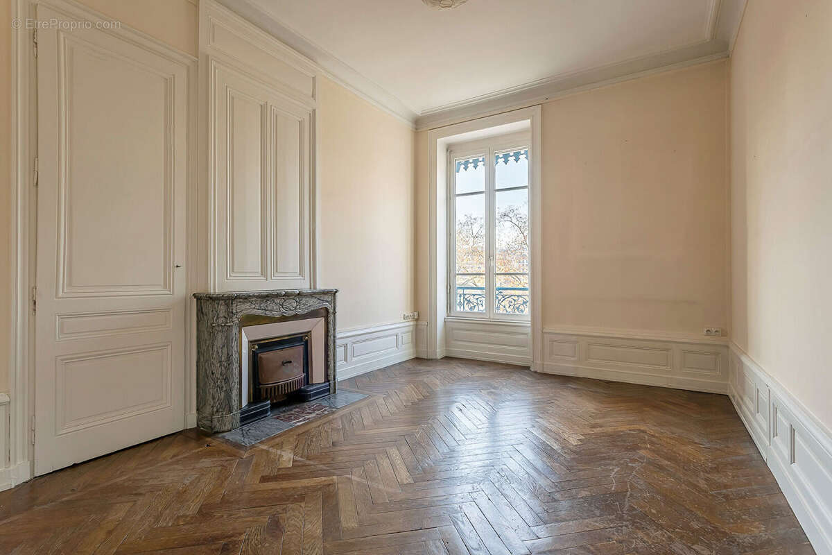 Appartement à LYON-7E