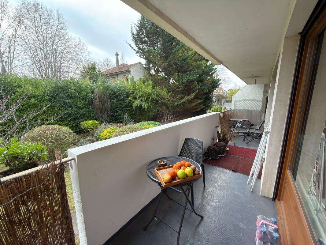 Appartement à SAINT-MAUR-DES-FOSSES