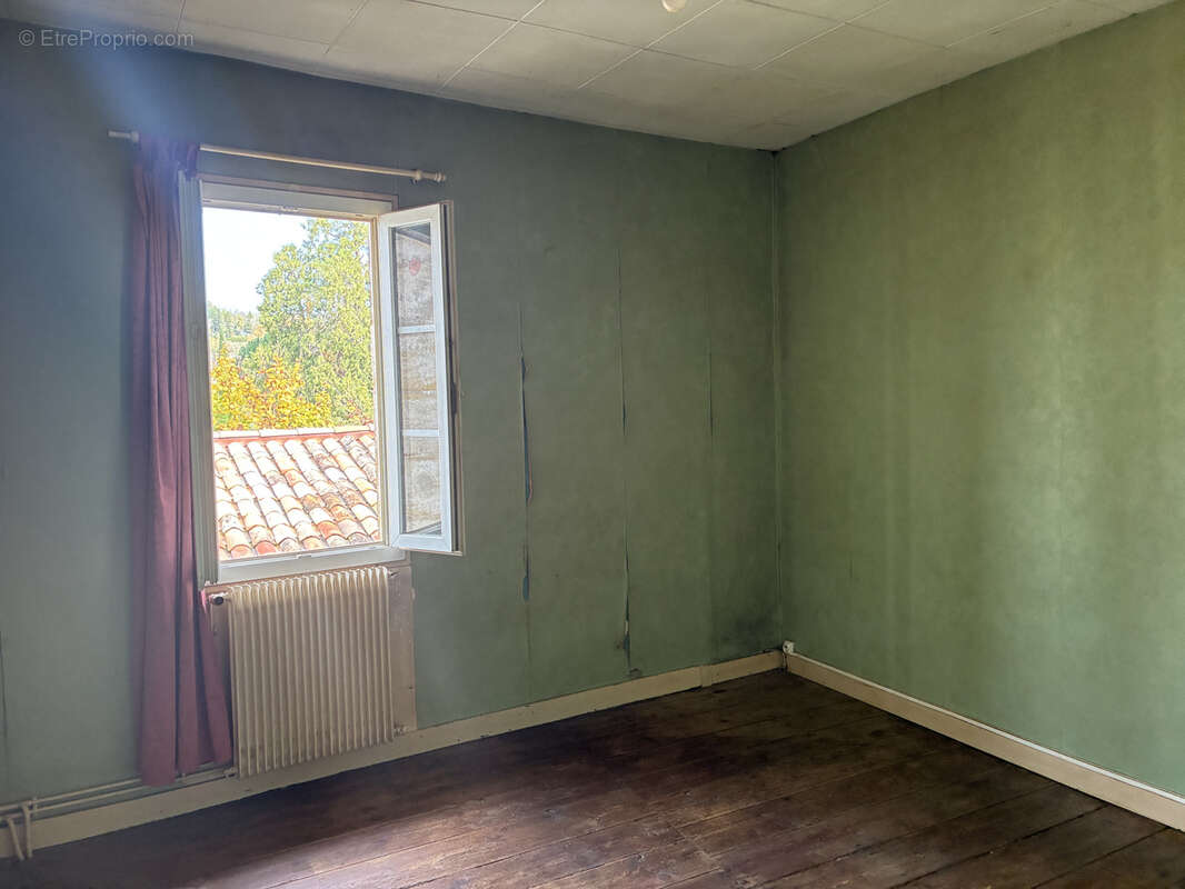 Maison à CASTILLON-LA-BATAILLE