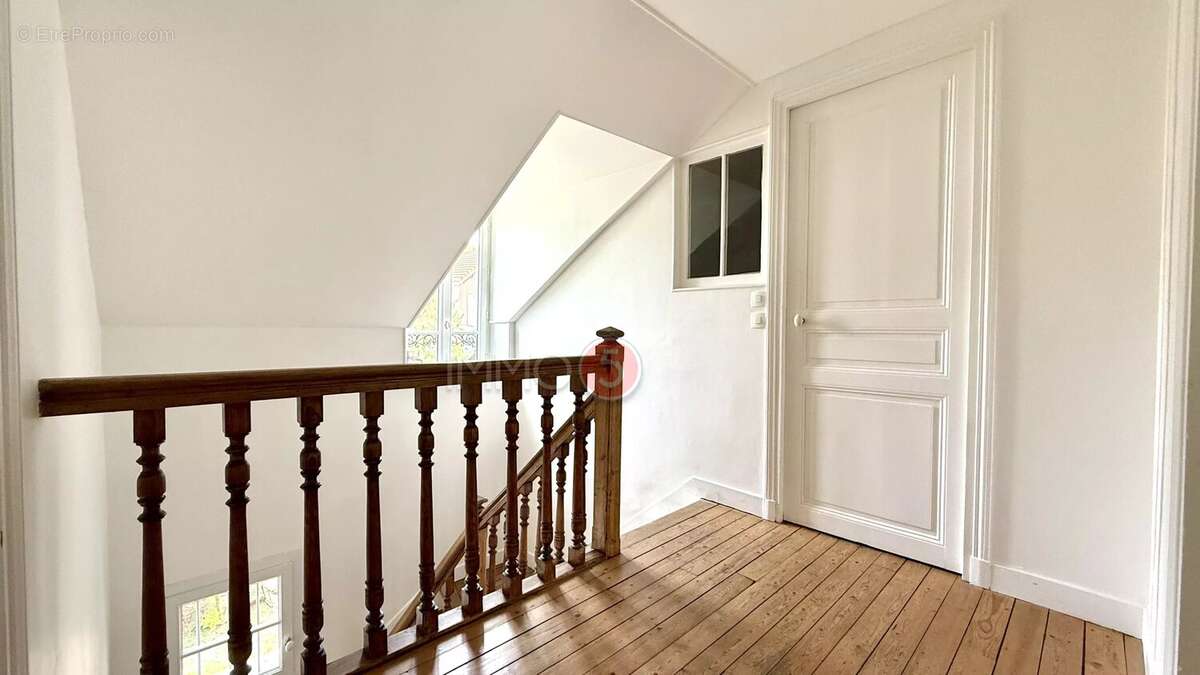 Maison à LE RAINCY