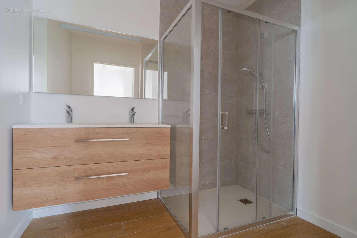 Appartement à VILLANDRAUT