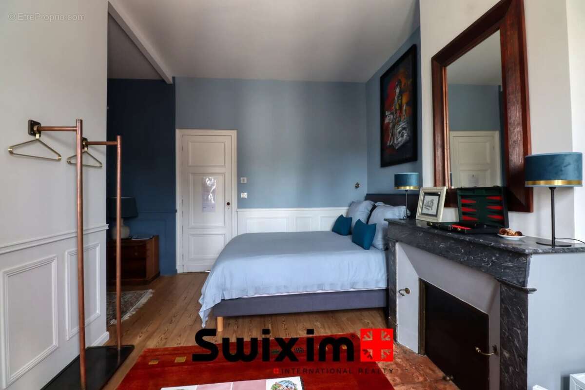 Maison à SAINT-ESTEPHE