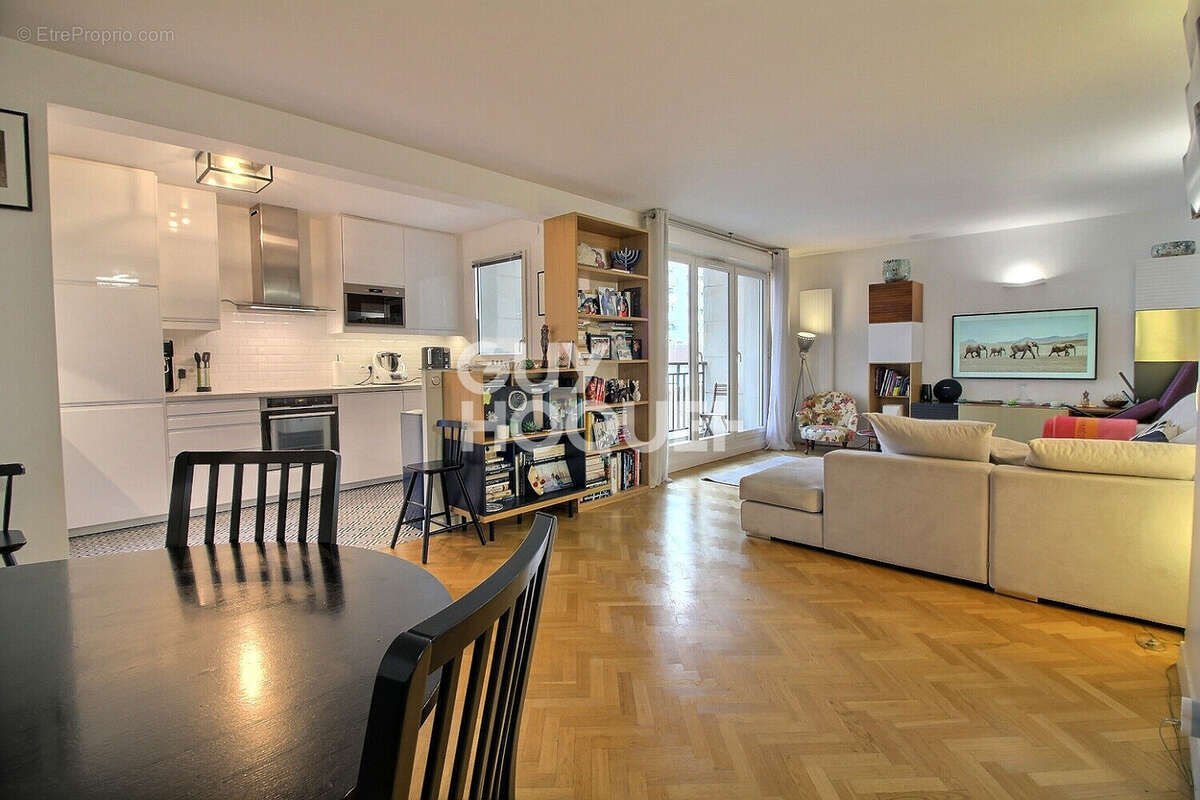 Appartement à PUTEAUX