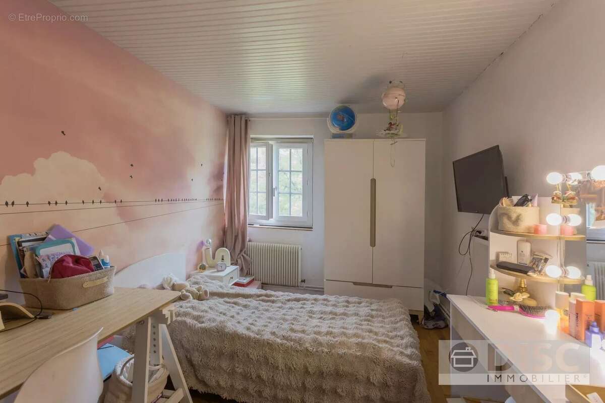 Spacieuse maison en pierre sur les hauteurs de Saint-Antonin-Noble-Val - photo 12
