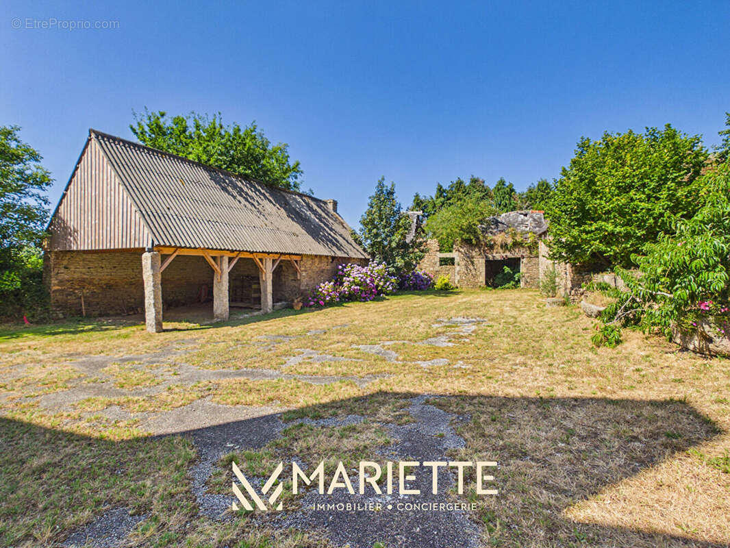 "LA MÉTAIRIE" Entre terre et mer - Maison de maître de 197 m² avec bâtiments - photo 10