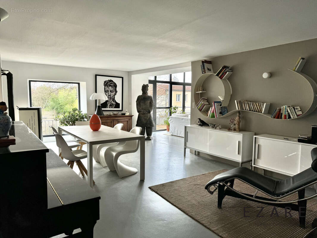 Maison à FONTAINE-FRANCAISE