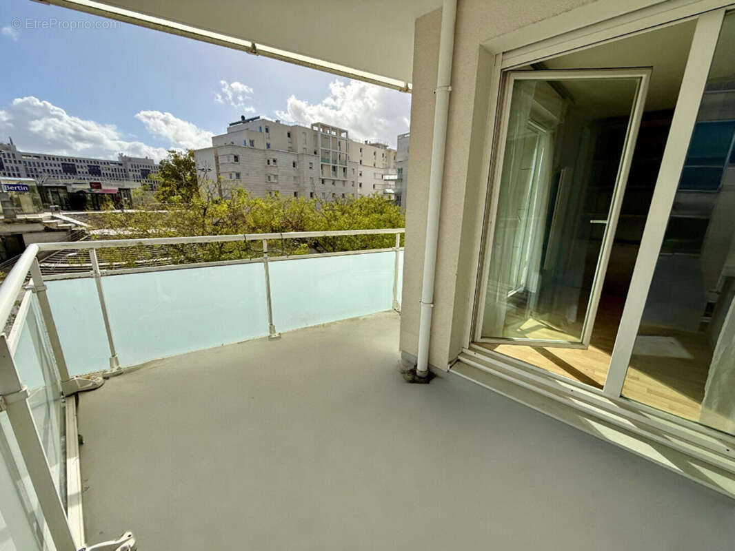 Appartement à MONTIGNY-LE-BRETONNEUX