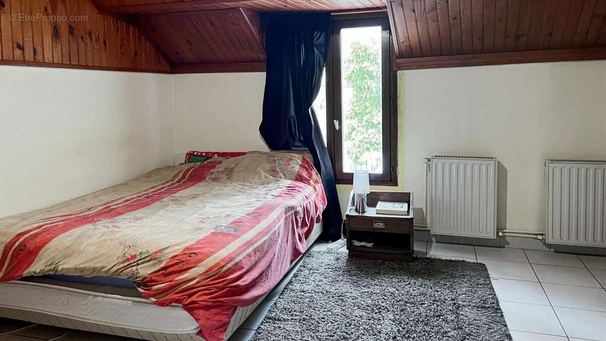 Maison à ROMILLY-SUR-SEINE